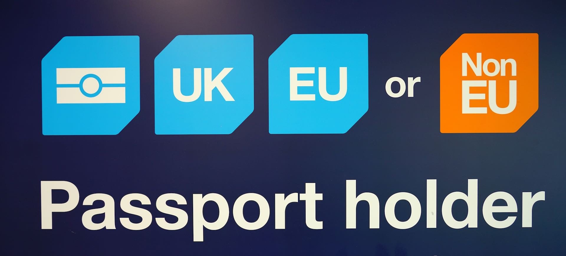Tại sao Brexit dẫn đến việc các công dân nước Anh tìm kiếm quốc tịch EU